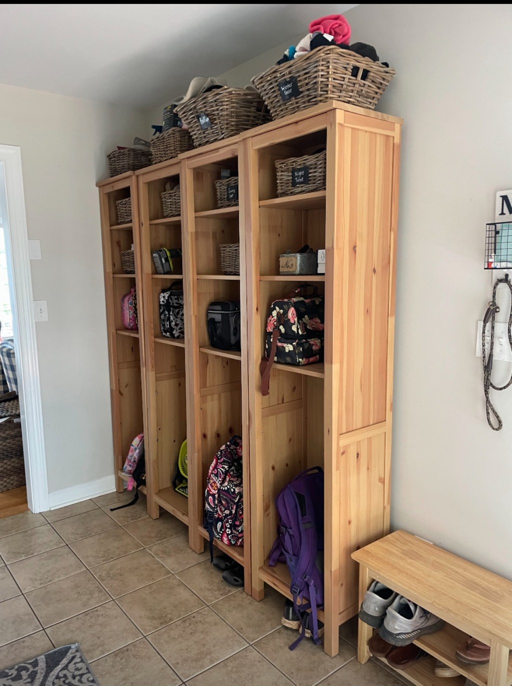 Housework Wednesday: Mudroom&nbsp;organization